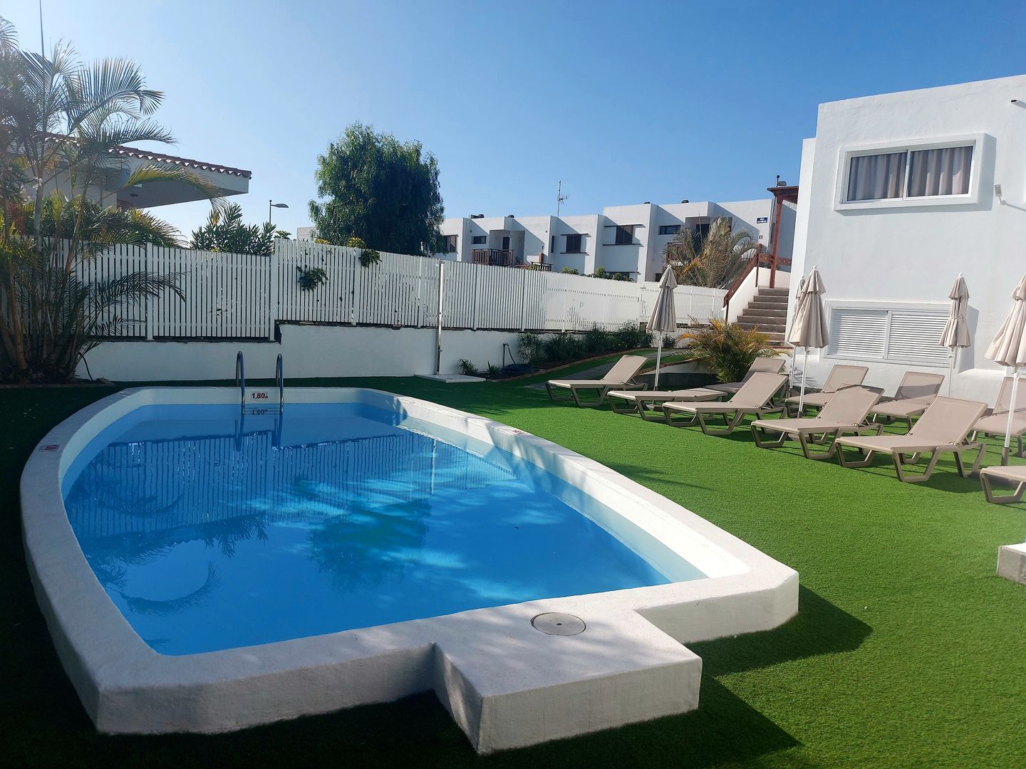 New Miami Playa Apartamentos image 0