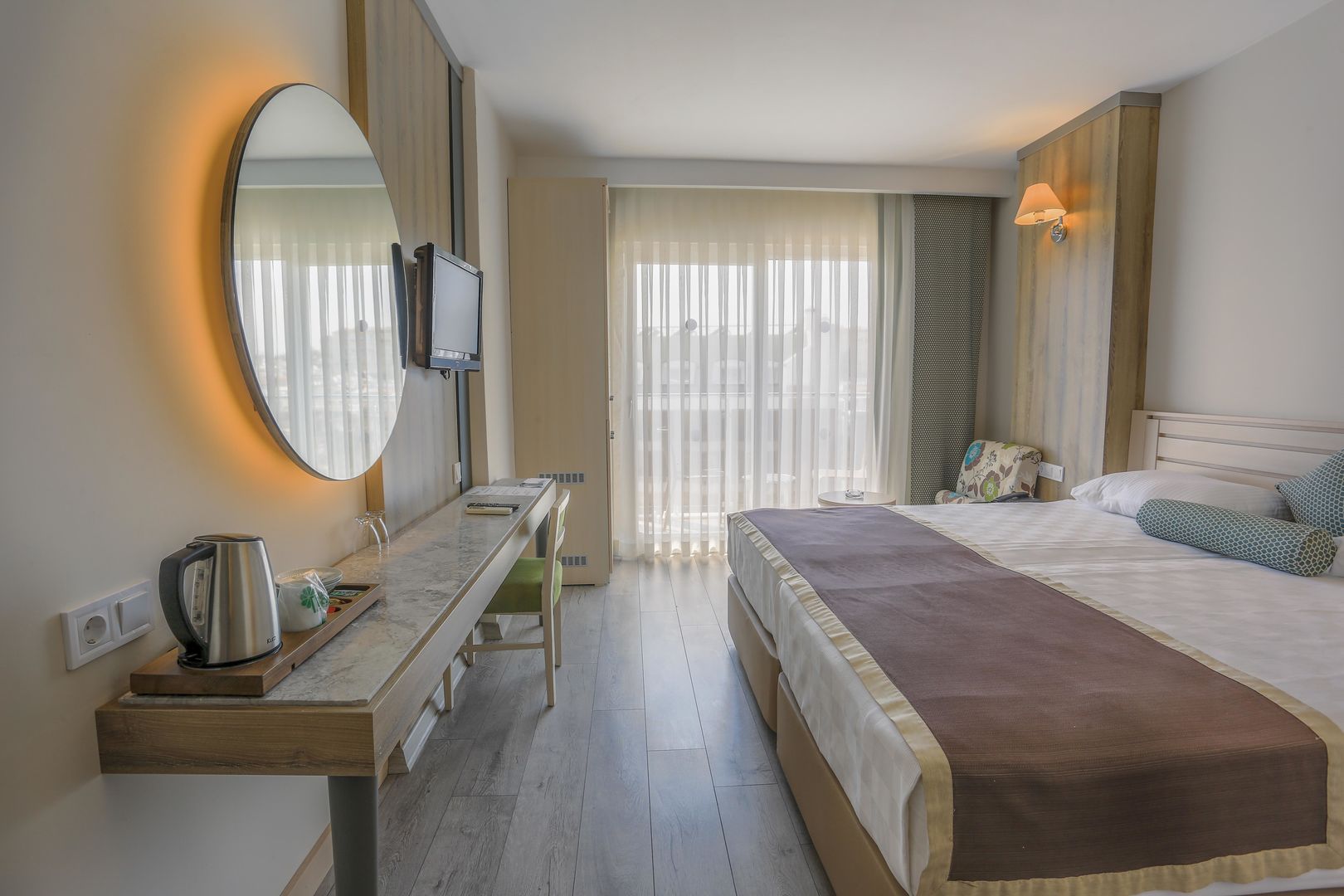 Hotel Thalia Unique image 1