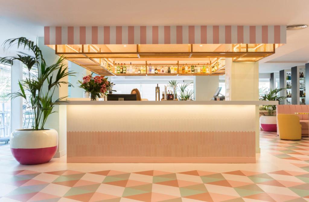 The Agir Springs Hotel image 2