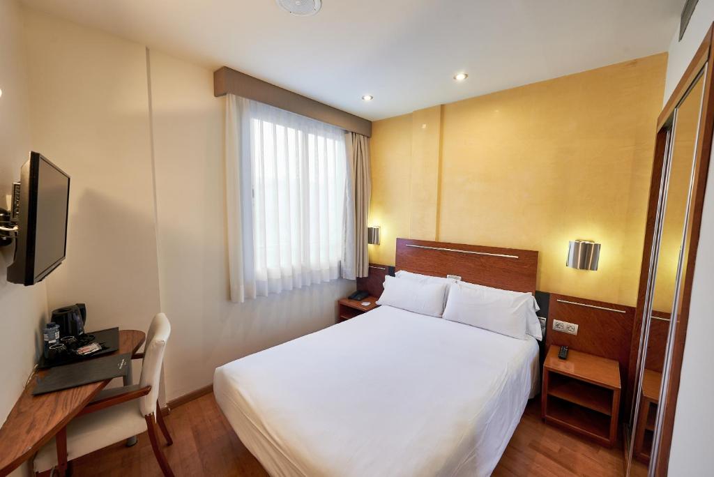 Hotel Garbí Mil·lenni foto 18