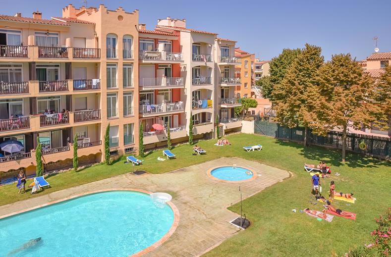 Apartaments Turistics Comte D'Empuries