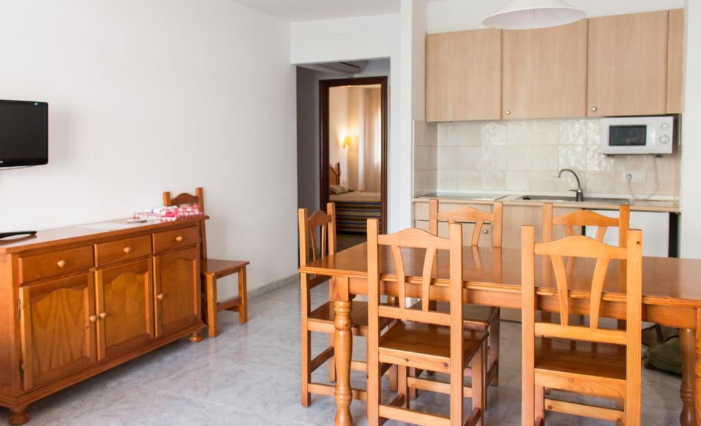 Apartaments Turistics Comte D'Empuries foto 15