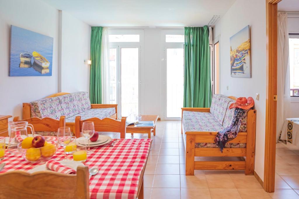 Apartaments Turistics Comte D'Empuries foto 11