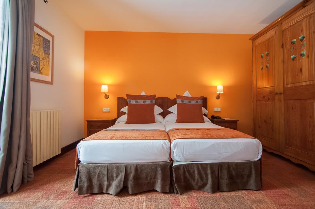 Hotel Vilagaros Apartamentos image 3