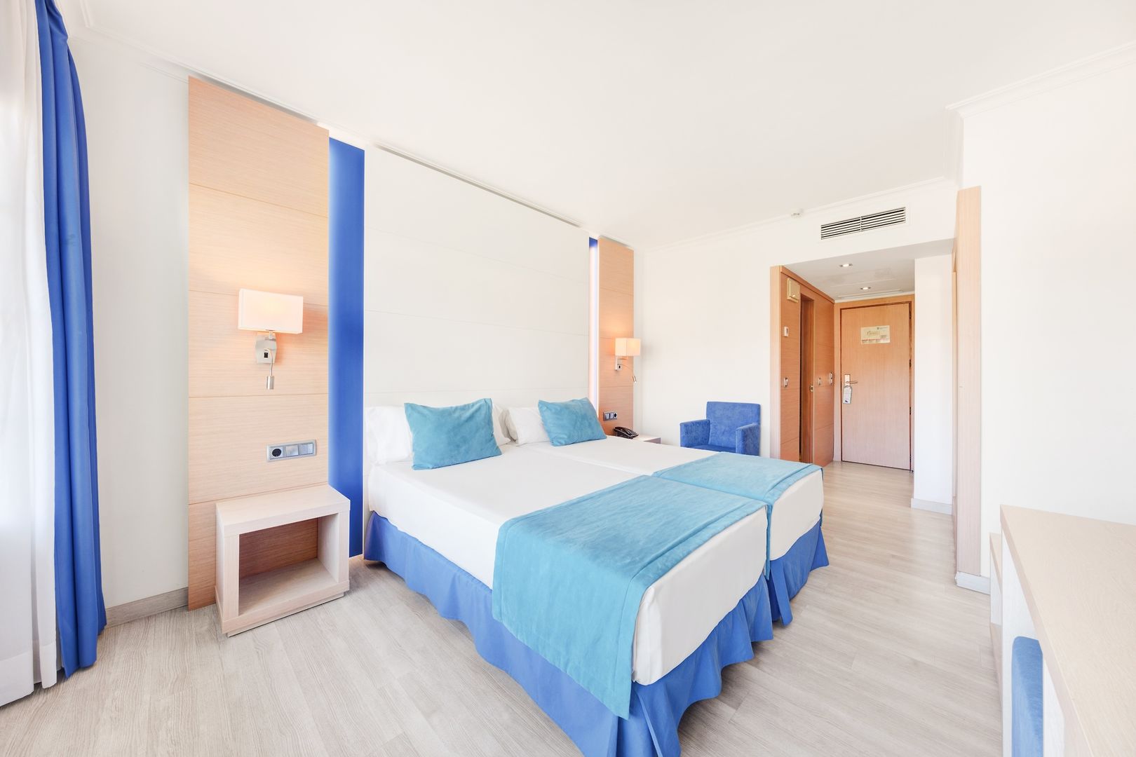 Hotel Agua Beach image 1