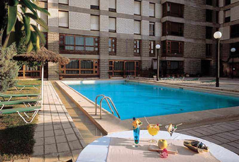 Sercotel Gran Hotel Zurbarán image 3