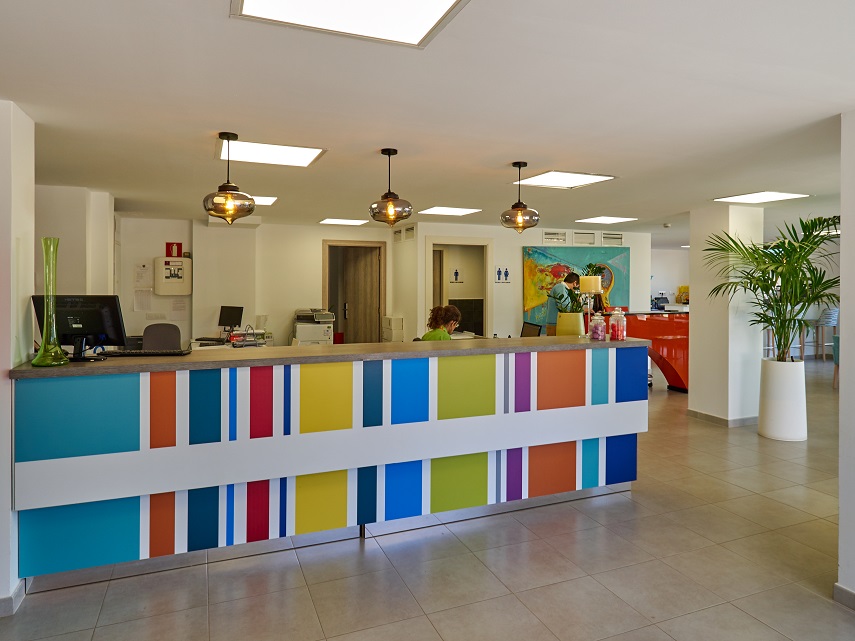 Ferrer Skyline Aparthotel foto 61