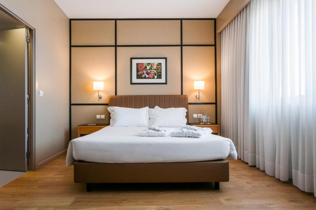 Portus Cale Hotel image 1