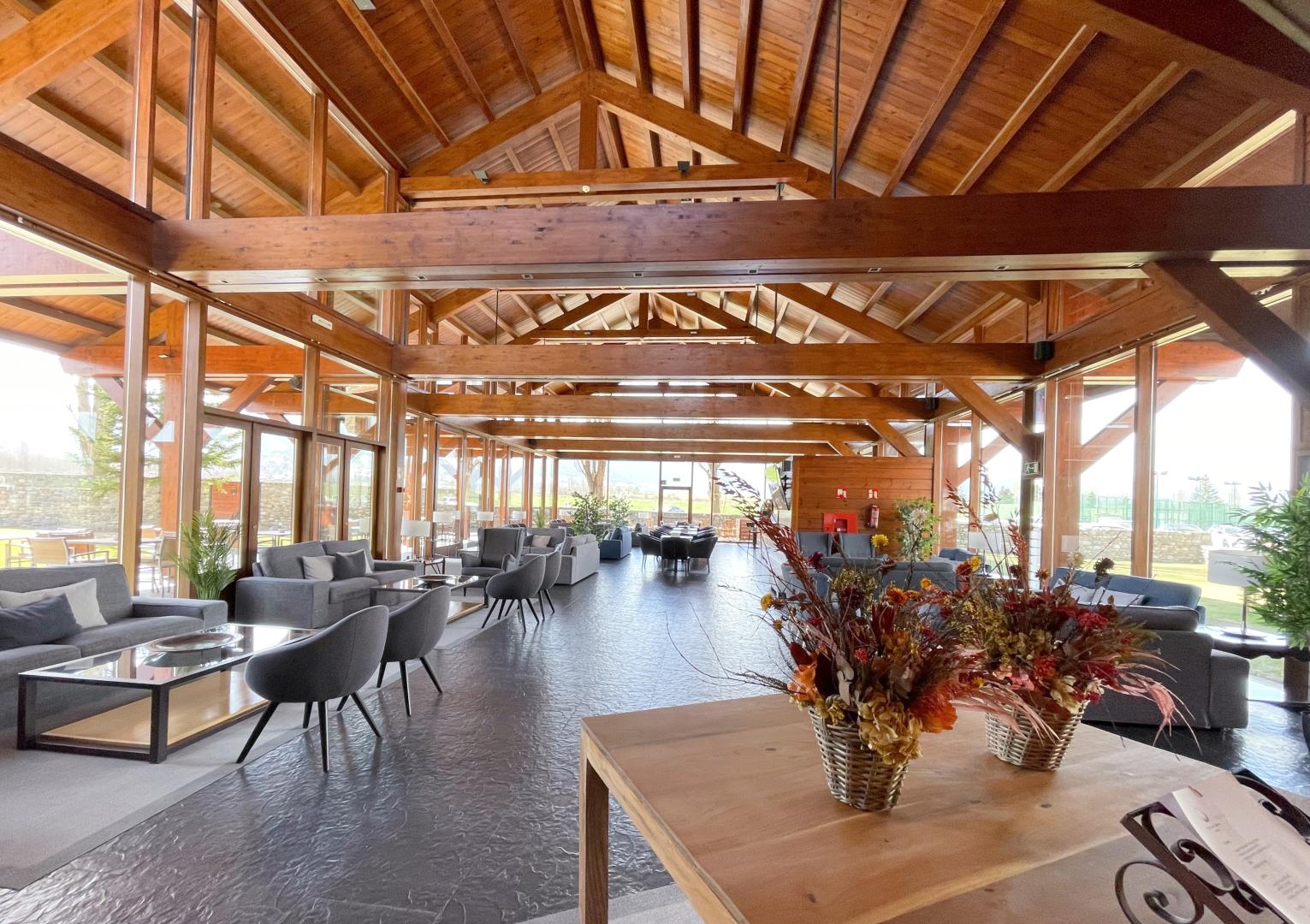 Hotel Fontanals Golf image 3
