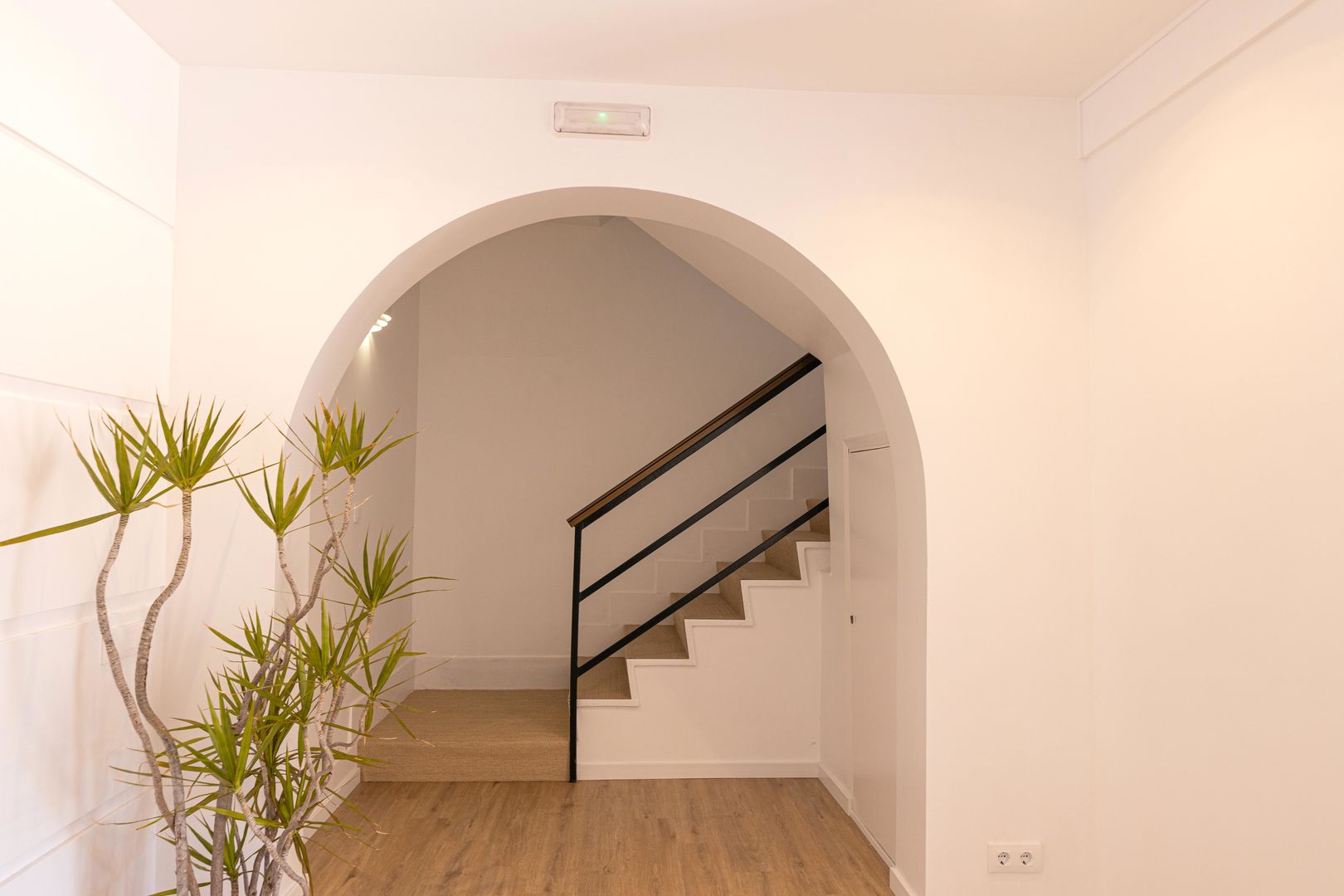 Martinez Apartments image 2