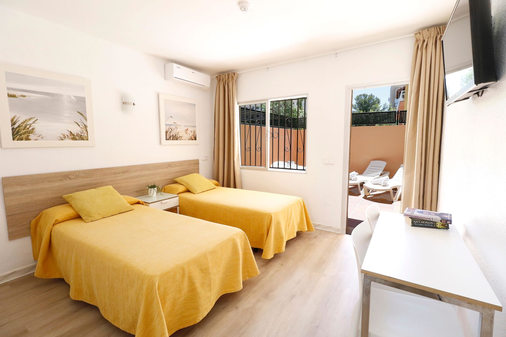 Naika Studios & Apartments foto 9
