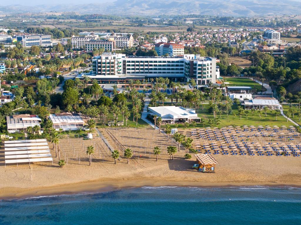 Süral Saray foto 6