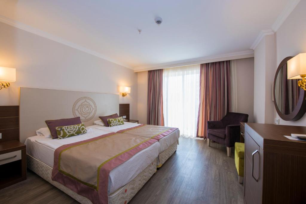 Side Alegria Hotel & Spa image 1