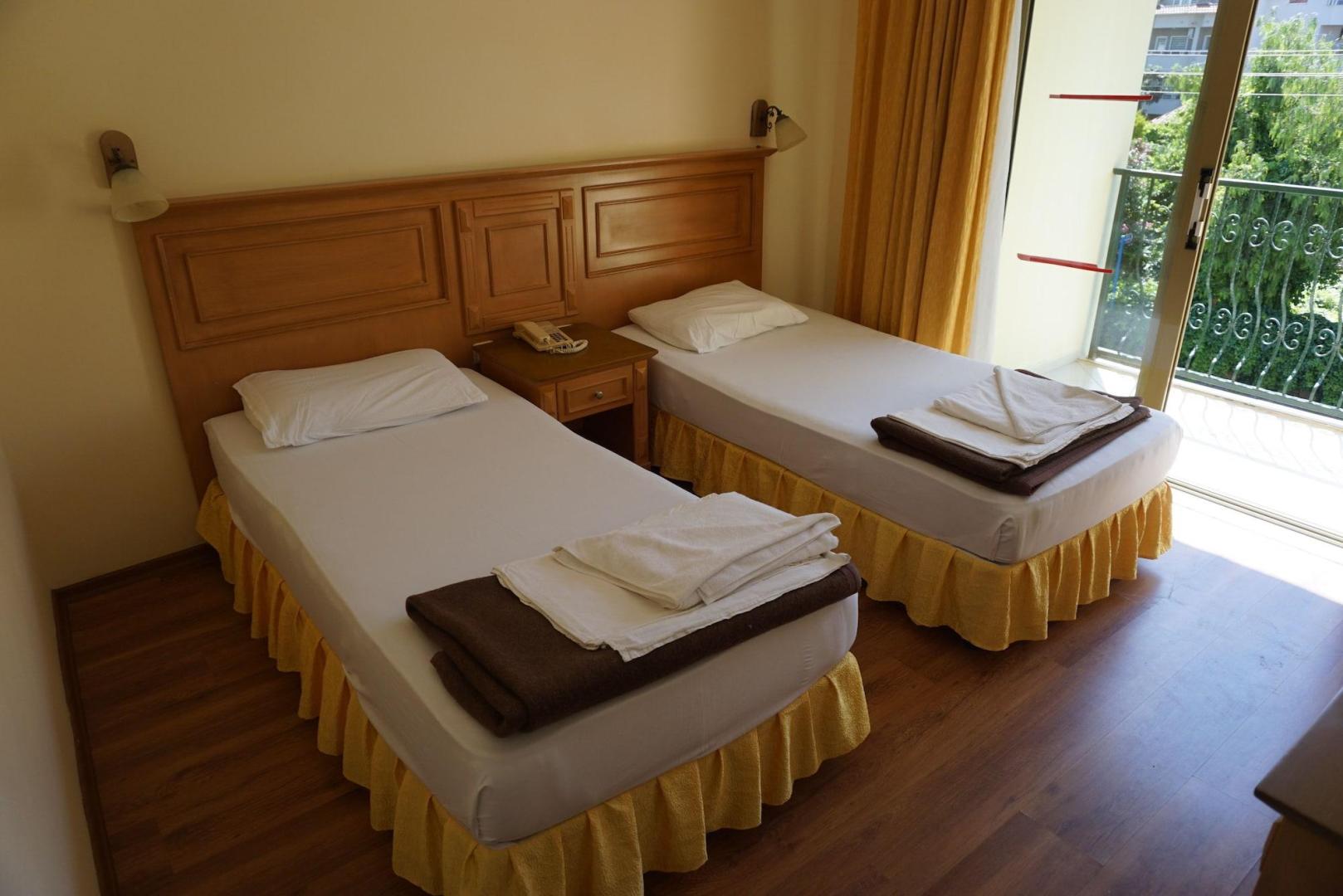 Sinem Hotel image 1