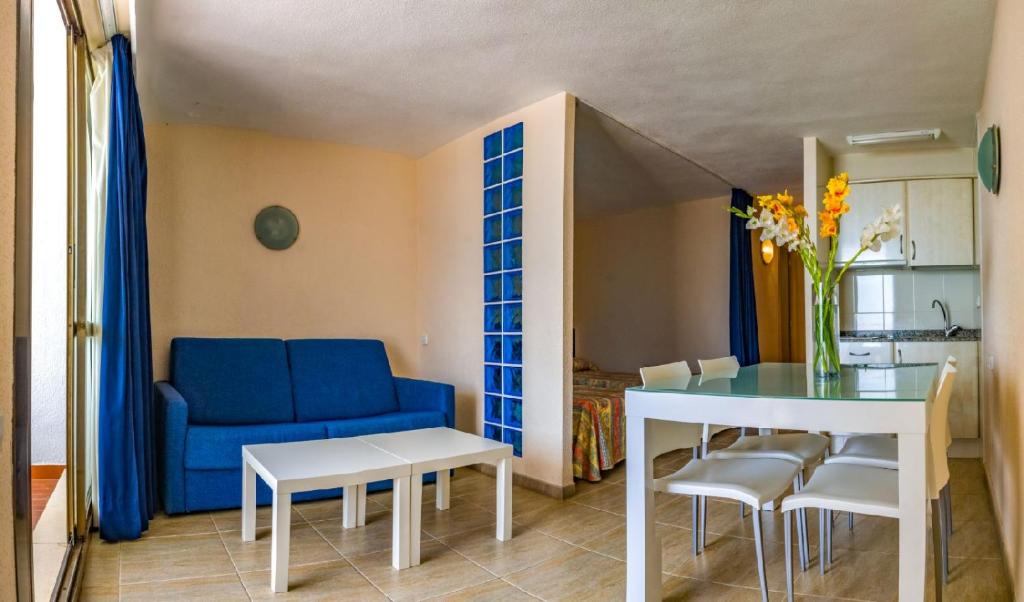 Complejo Euhostal image 1