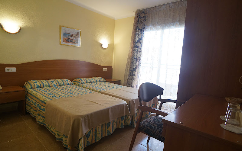 Hotel Mefolinkel Suits image 1