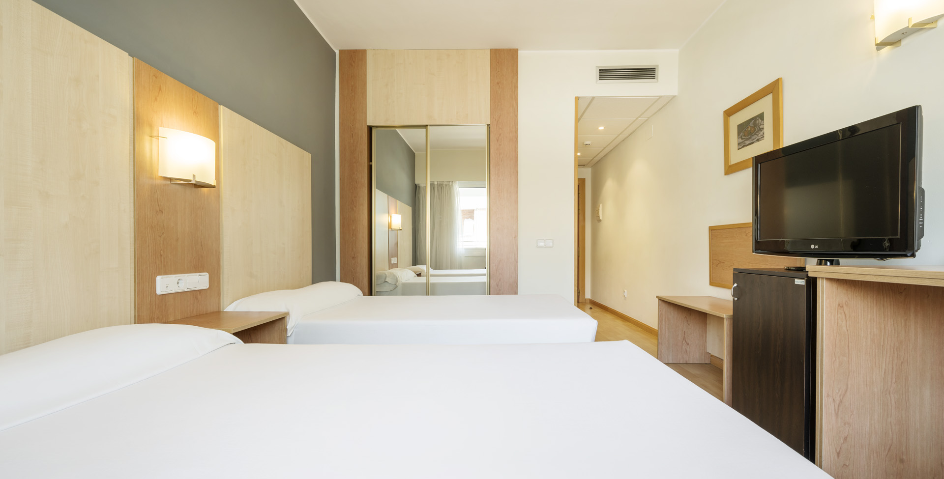 Hotel ILUNION Romareda foto 21