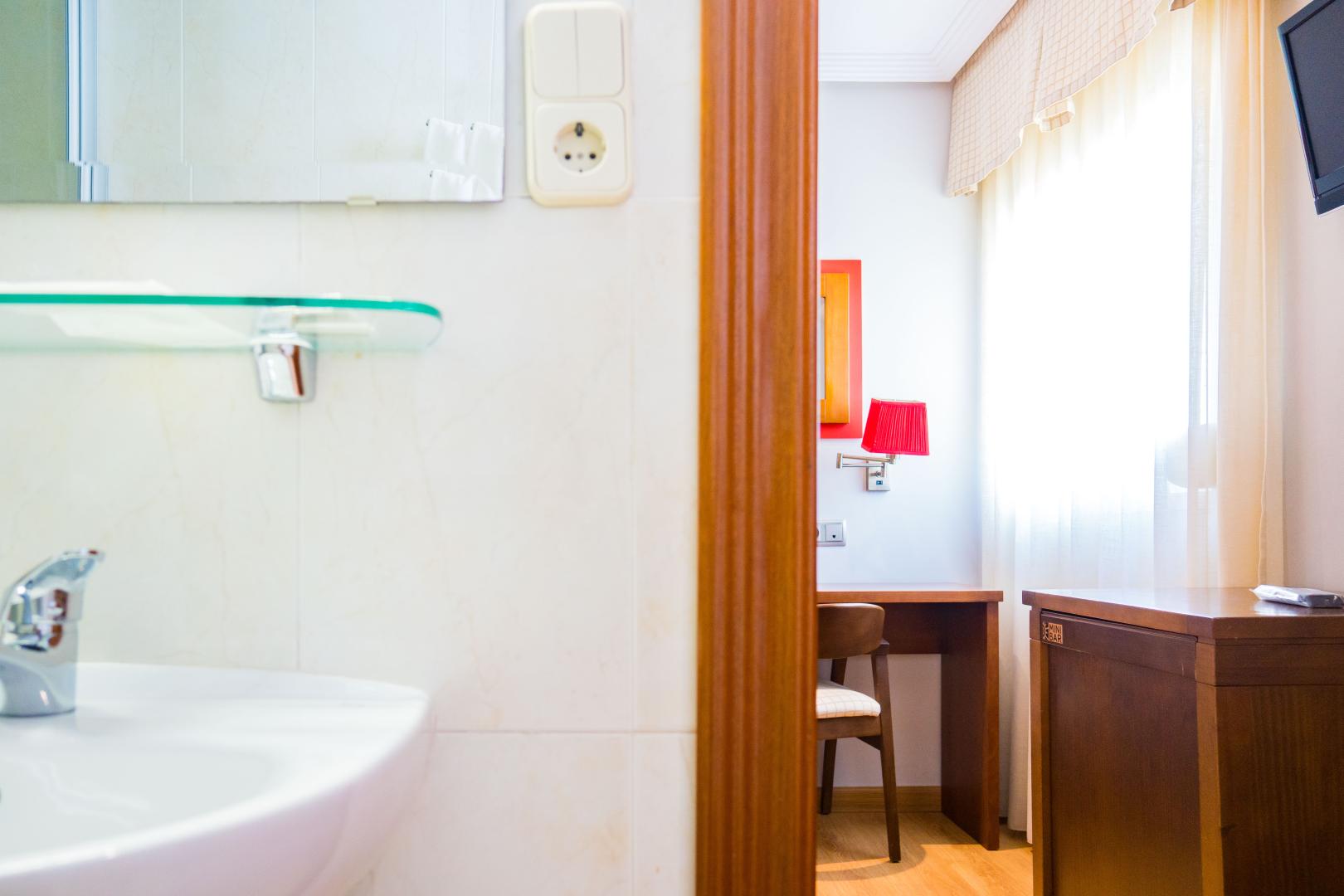 Badkamer met inloopdouche — Husa Costasol