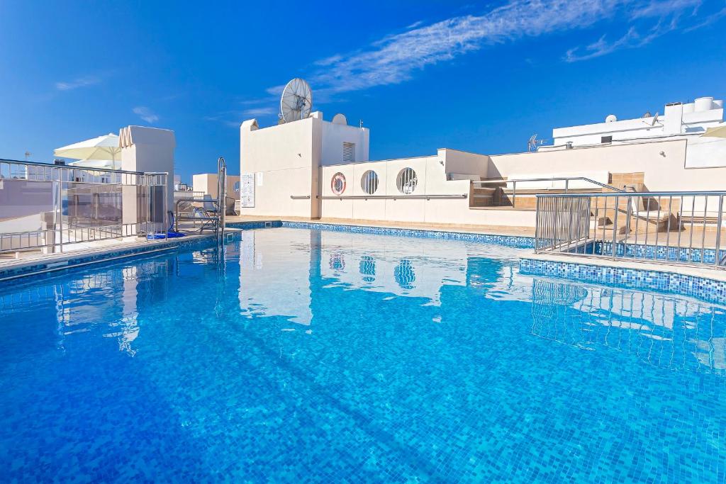 Duquesa Playa image 0