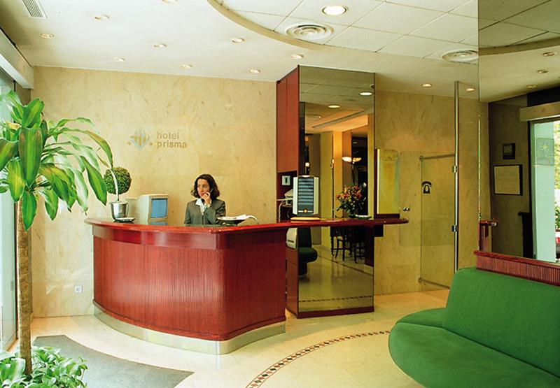 Casual Colours Barcelona image 1