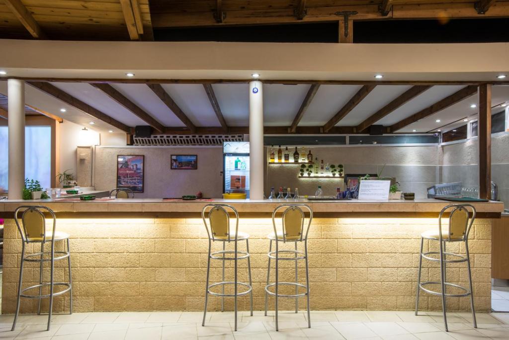 Meliton Hotel image 2