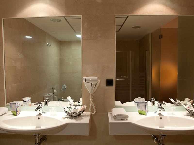 Sercotel Hotel Riscal foto 52