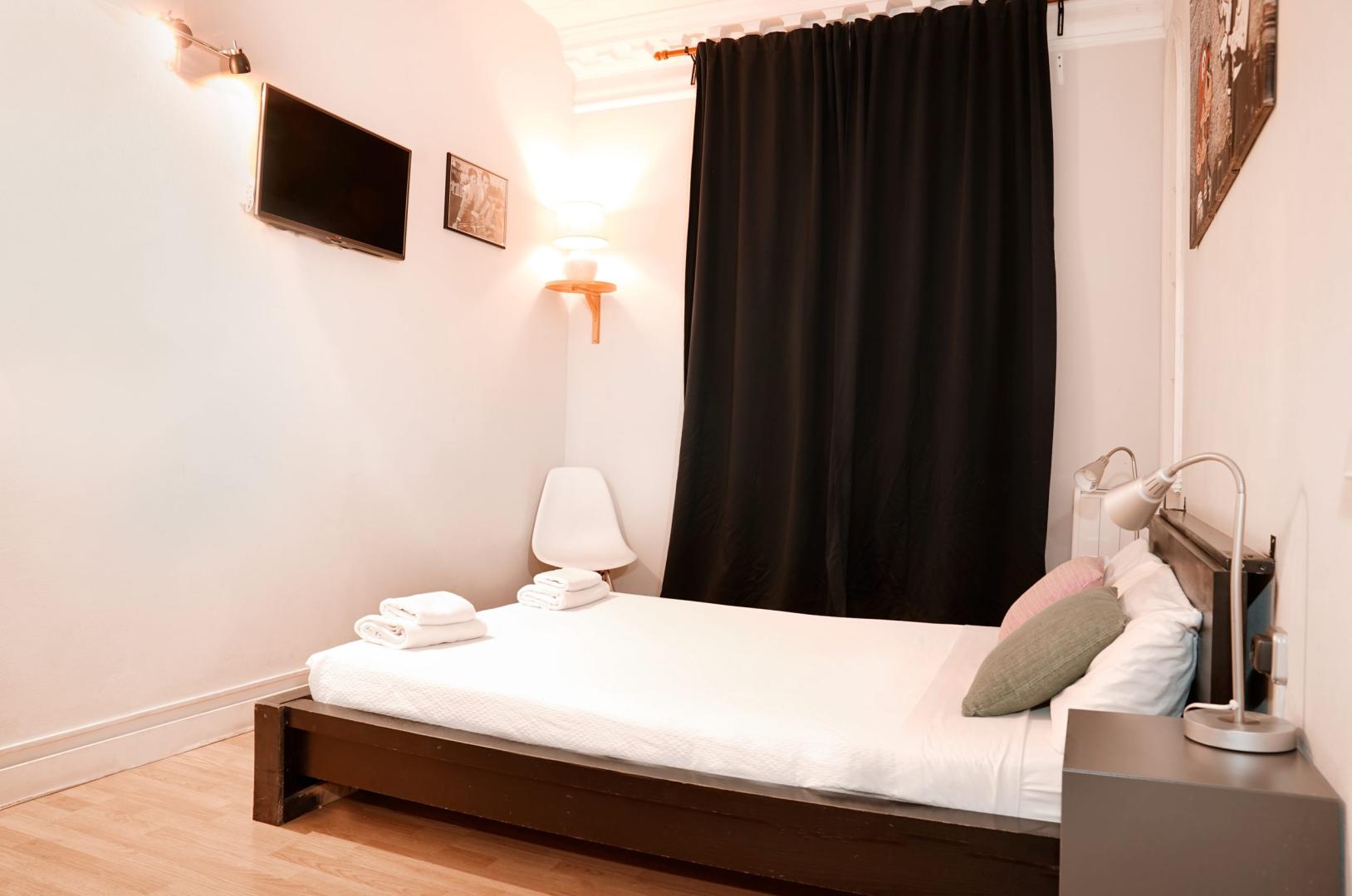 Wow Hostel Barcelona image 1