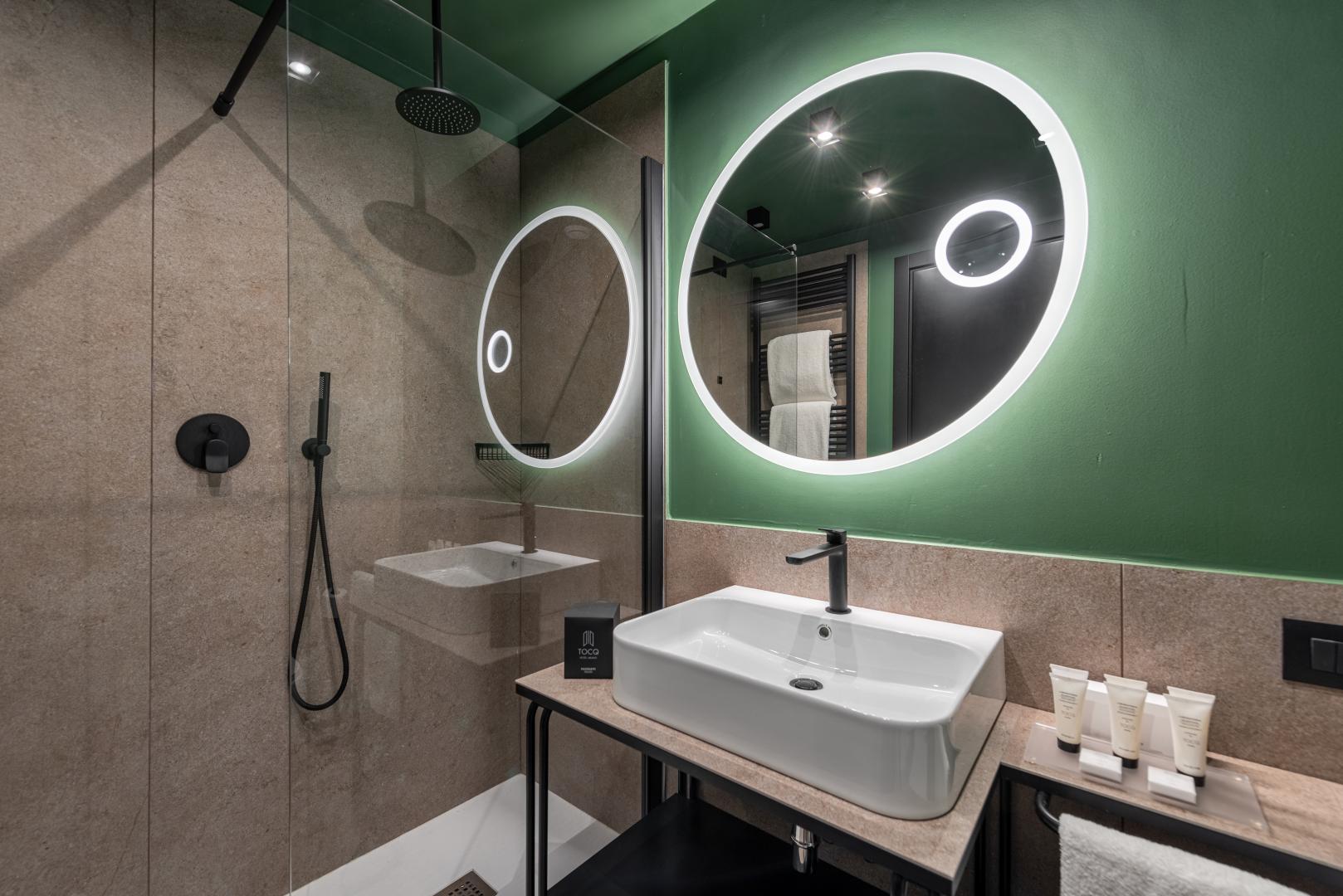 Tocq Hotel image 1