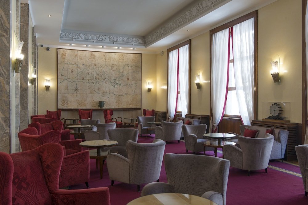 Bettoja Hotel Mediterraneo image 1