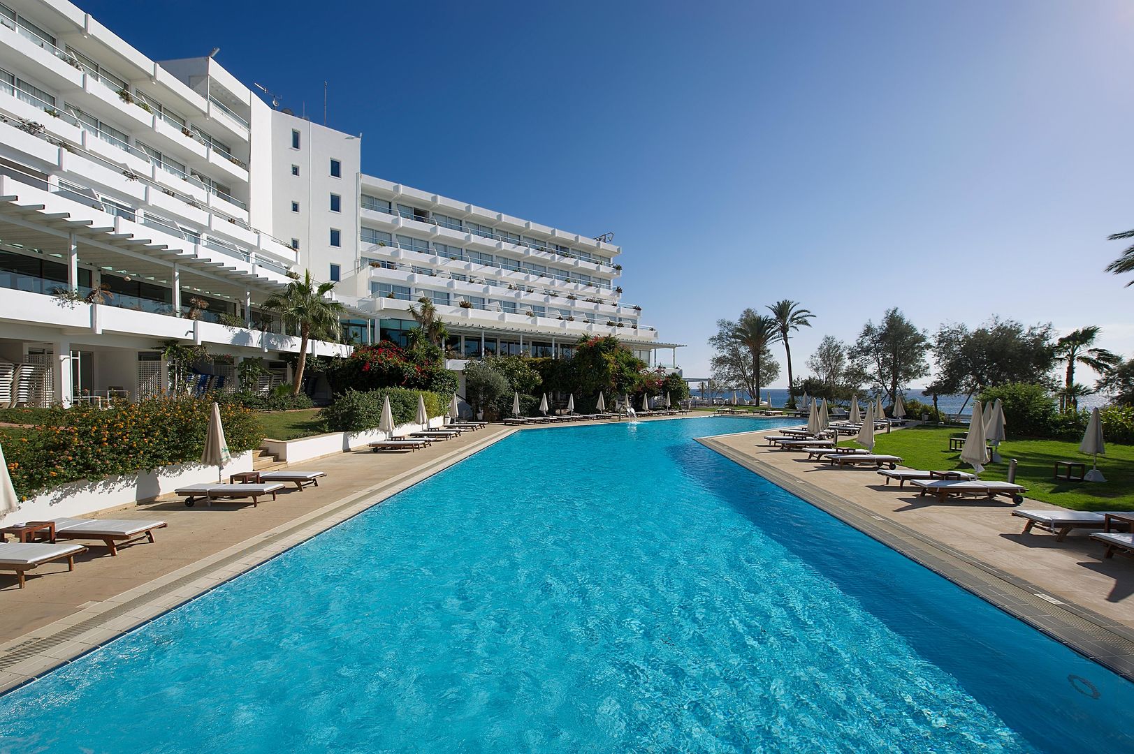 Grecian Sands Hotel image 0