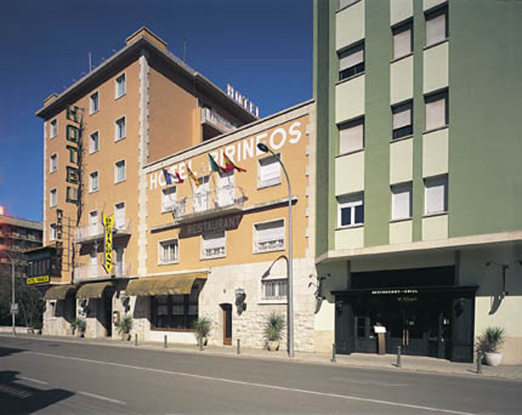 Hotel Pirineos Figueres by Pierre & Vacances image 1