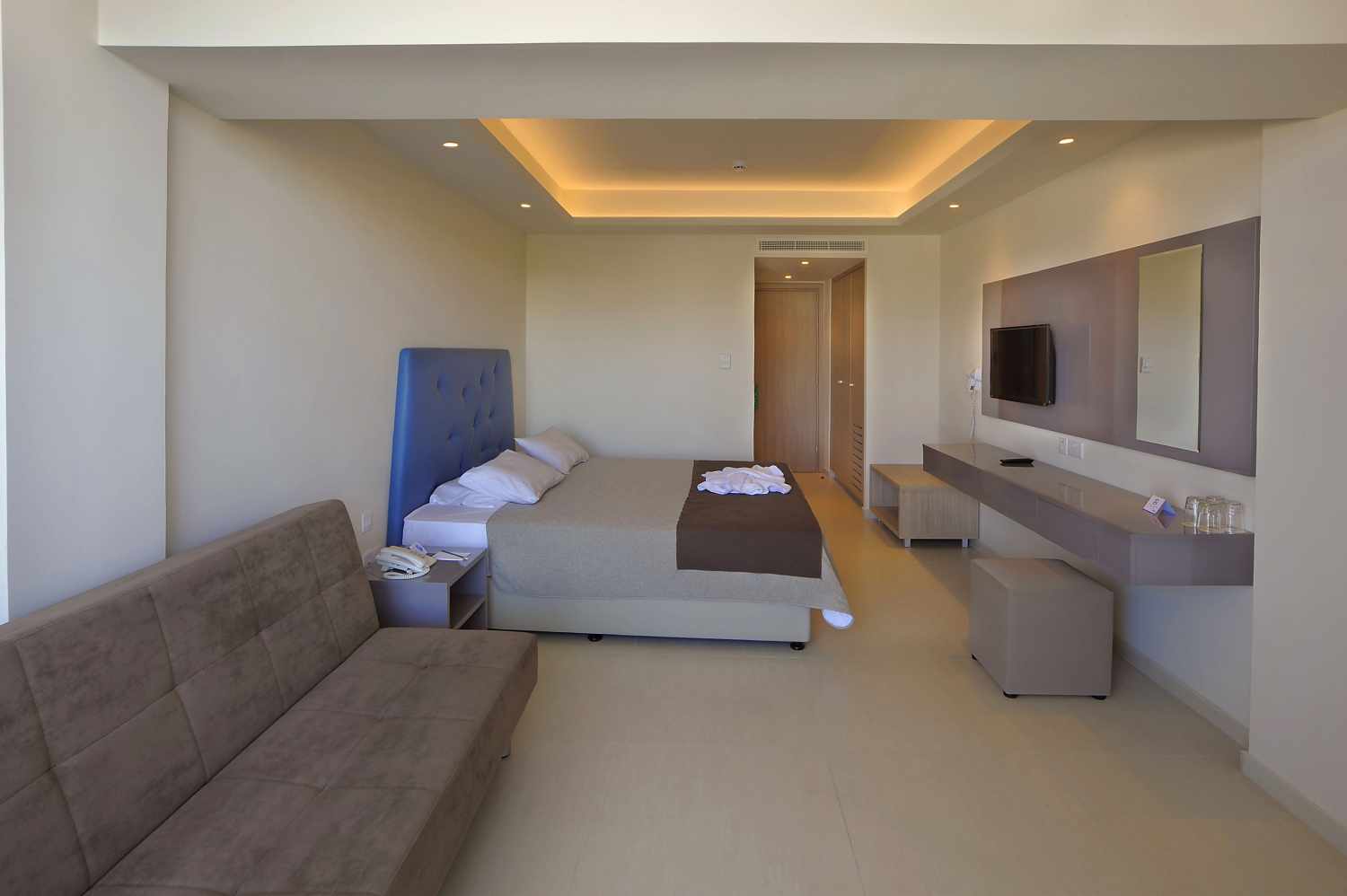 Nelia Beach Hotel foto 6