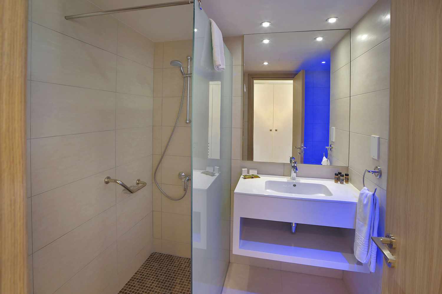 Nelia Beach Hotel foto 16