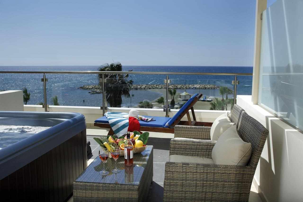 The Golden Bay Beach Hotel foto 10