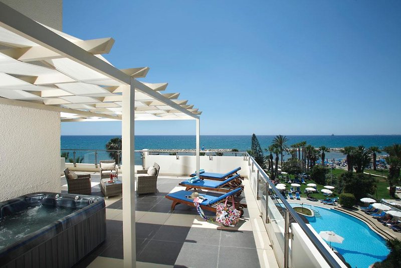 The Golden Bay Beach Hotel foto 19