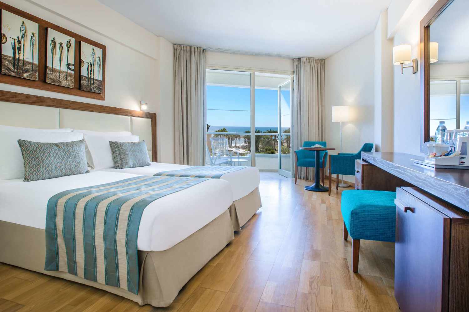 The Golden Bay Beach Hotel foto 166