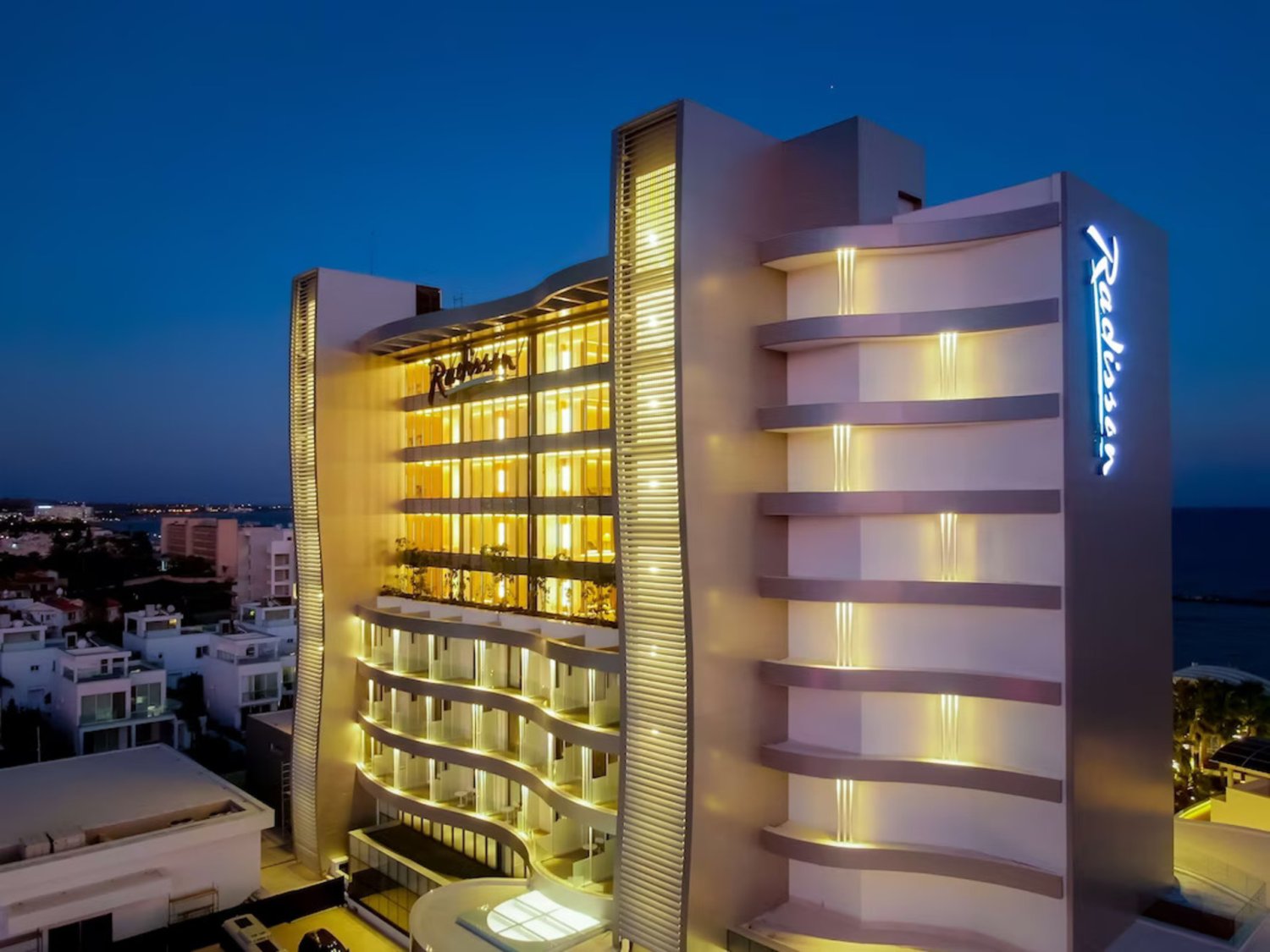 Radisson  Beach Resort Larnaca image 1