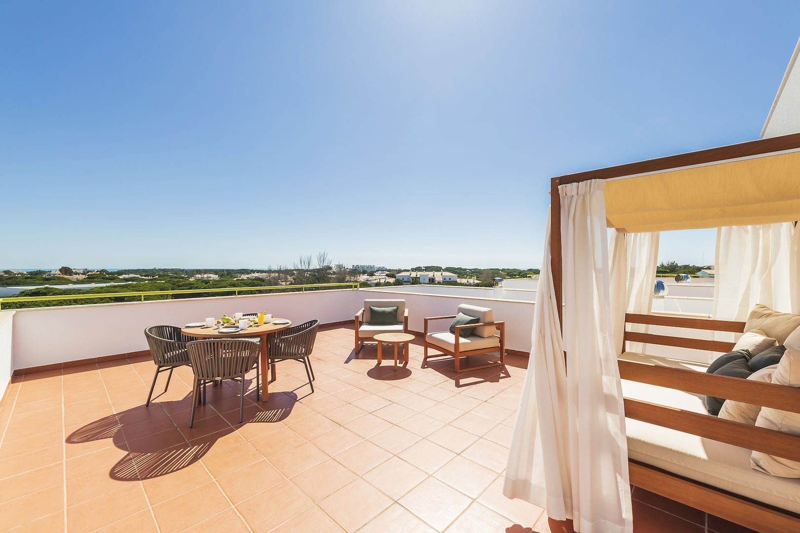 The Patio Suite Hotel foto 23