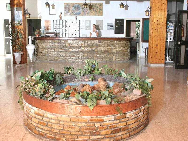 Sveltos Hotel image 2