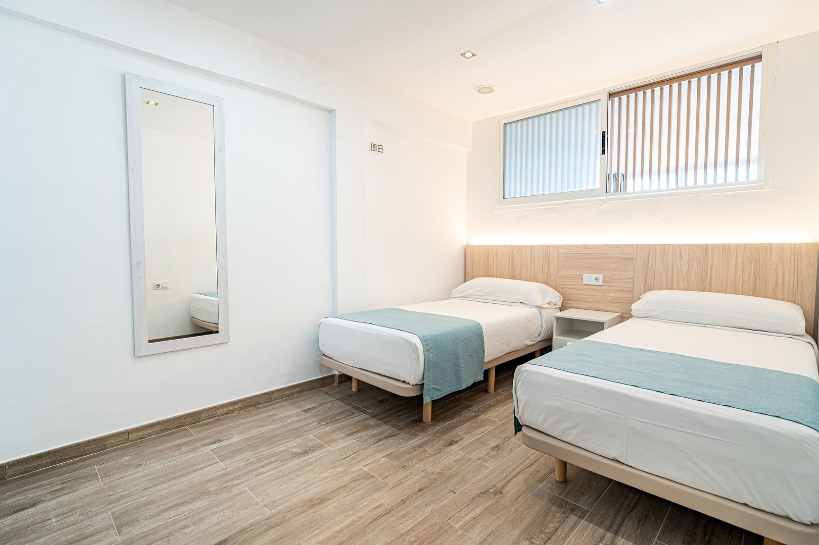 New Kensington Apartments Econotels image 1