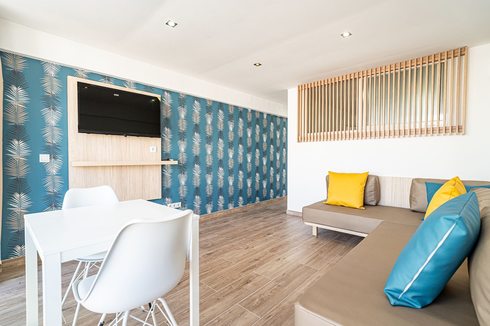 New Kensington Apartments Econotels image 3