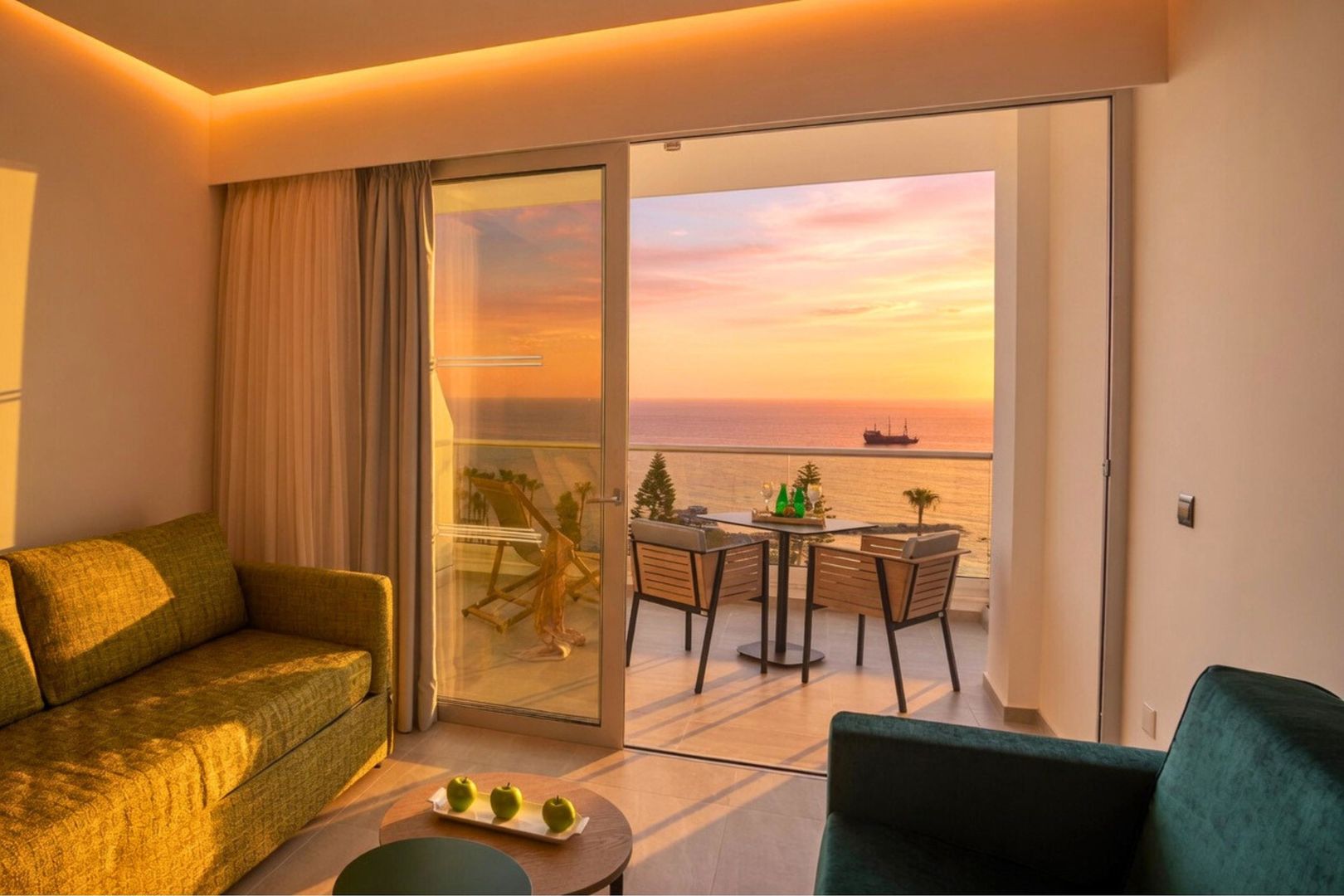 Cavo Maris Beach Hotel foto 26