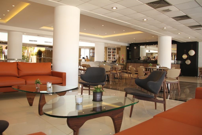 Crystal Springs Beach Hotel image 2