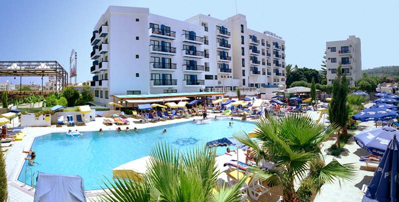 Kapetanios Bay Hotel image 1