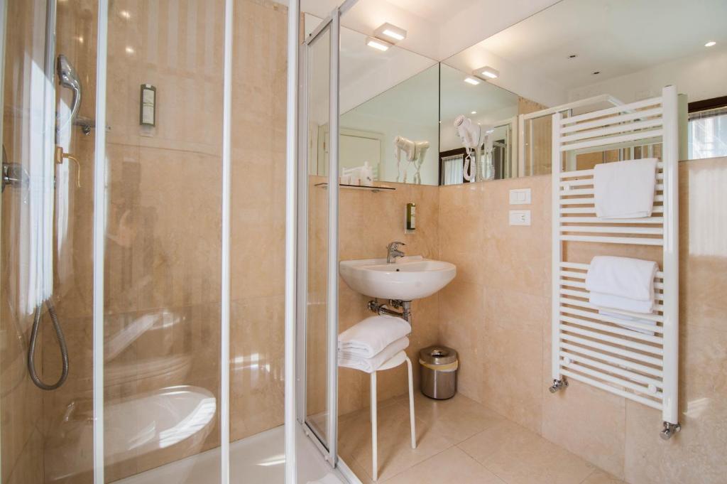 Leone Hotel foto 7