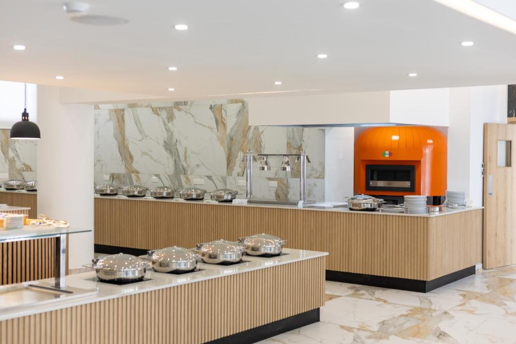 Papouis Protaras Hotel image 2