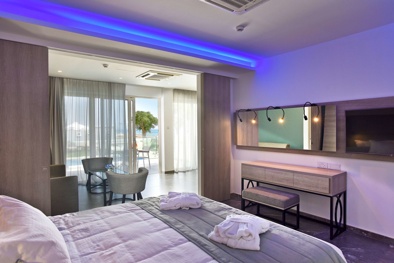 Pernera Beach Hotel image 1