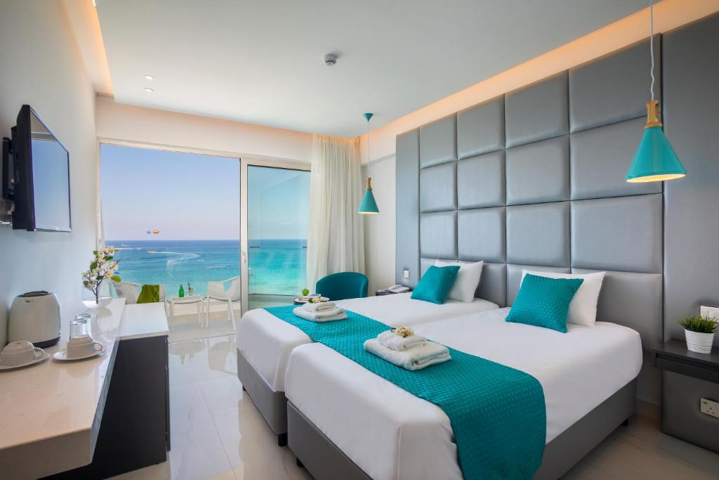 Silver Sands Beach Hotel image 1