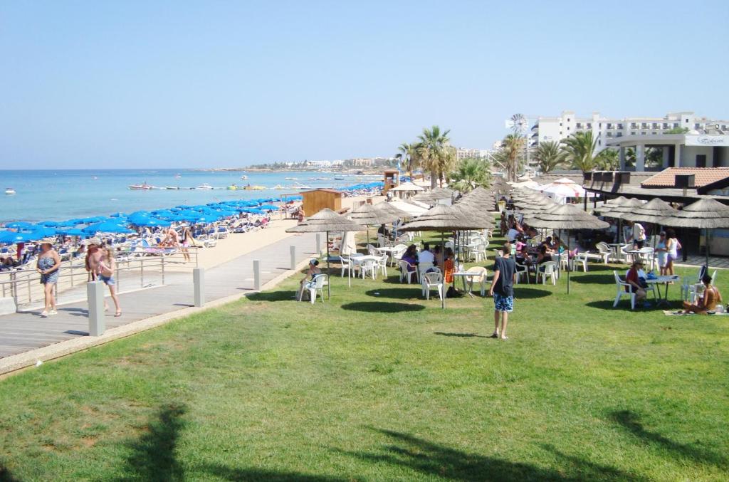 Vrissiana Beach Hotel foto 12