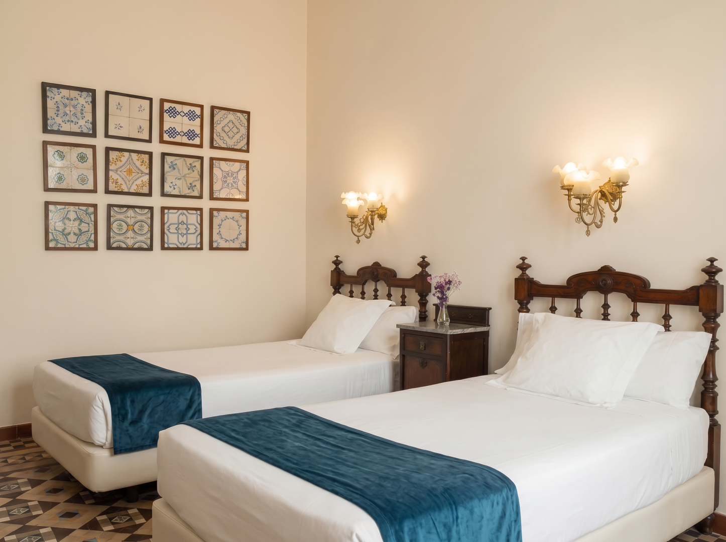Kamer met twee aparte bedden — Hotel Medium Renaixença